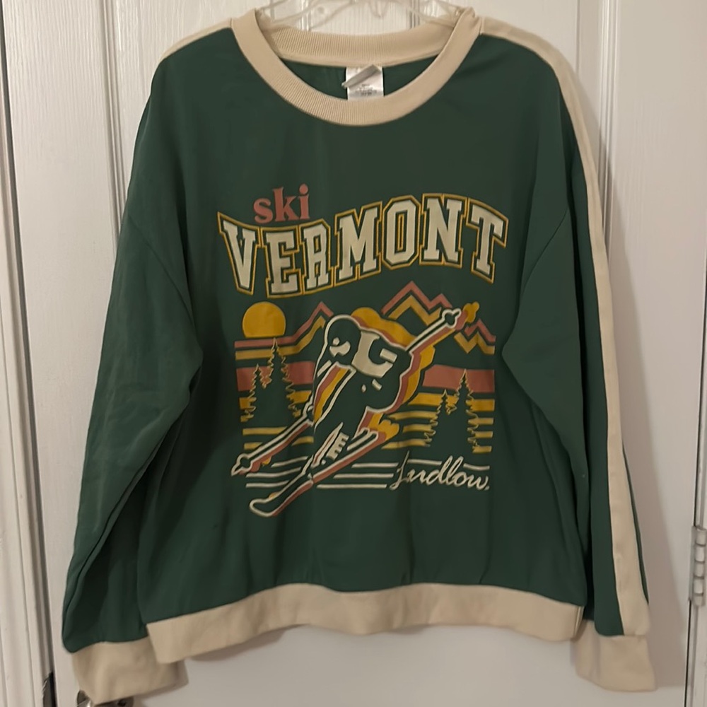 Graphic crew neck sweatshirt